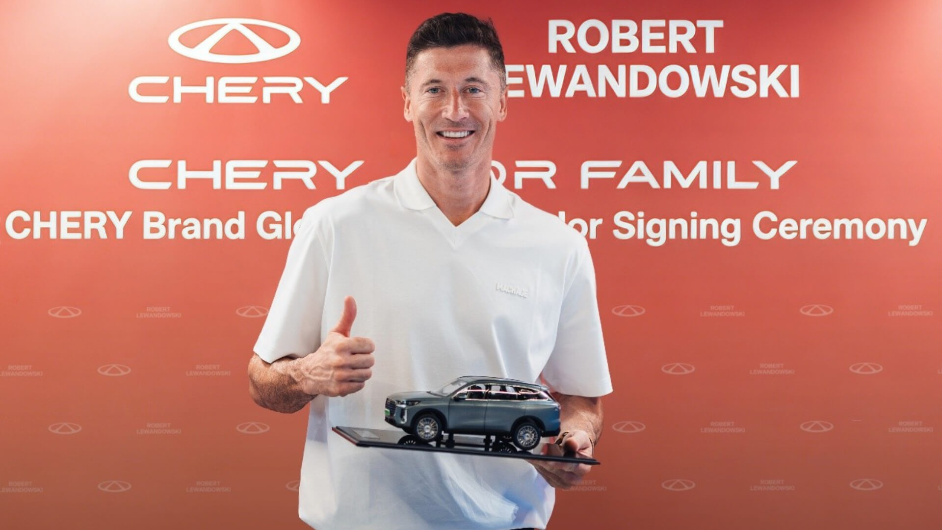 Robert Lewandowski se une a Chery como su Embajador Global